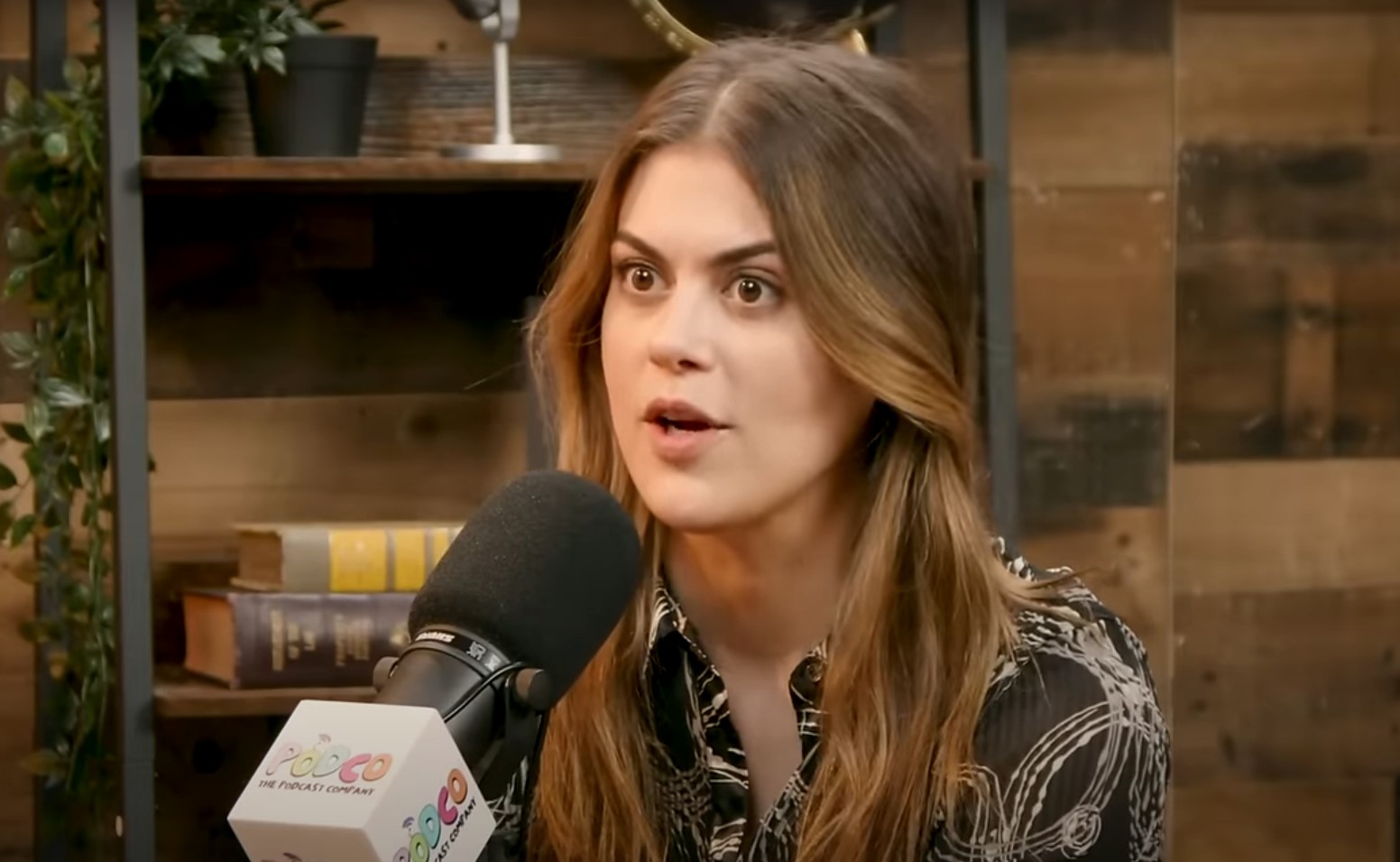 Lindsey Shaw Opens Up About Being Fired From Pretty Little Liars Video Podcast Rex 5743